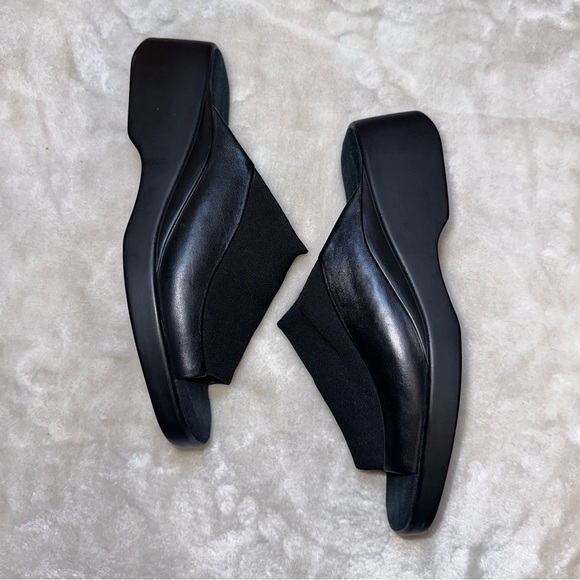Easy Spirit Black 90s Platform Wedge Slides Size 8 - Picture 3 of 14